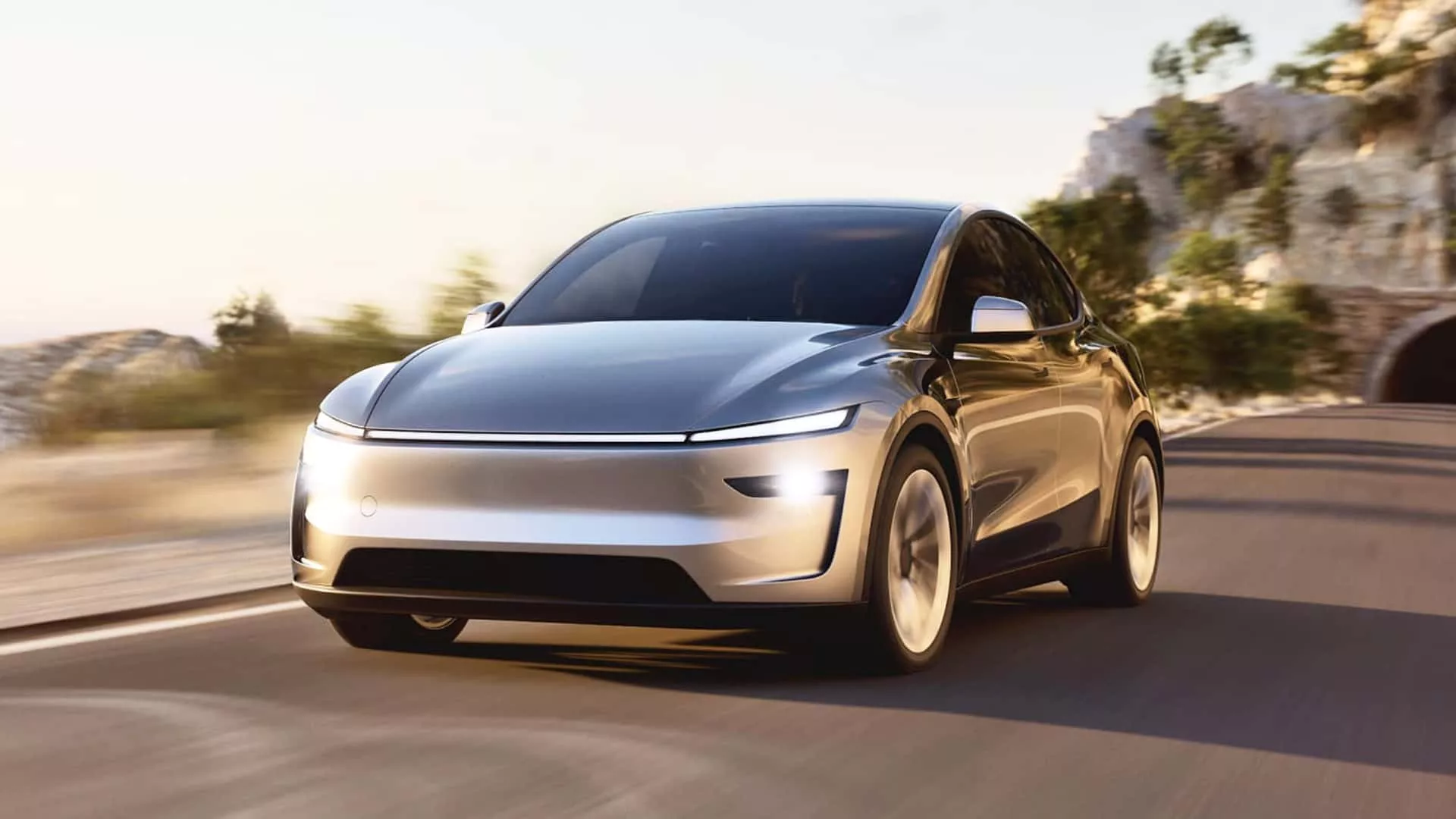Tesla анонсувала безкоштовний електромобіль